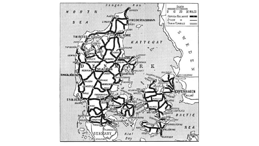 old black and white map showing historial location of Denmark's rail network
