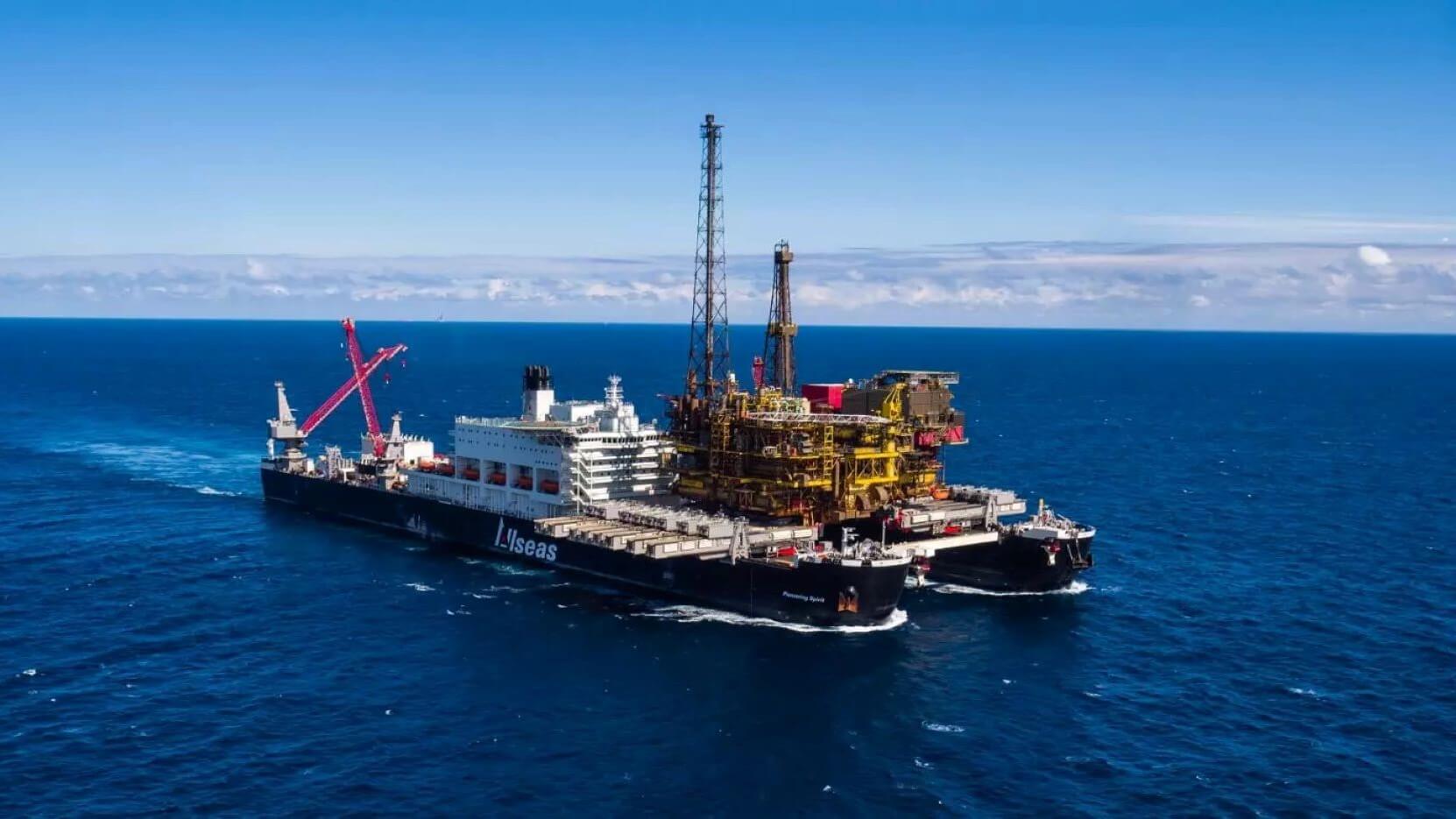 Heavy-lift vessels take the decom load | Energy Knowledge